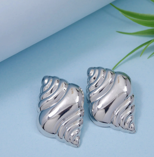 Chic Sculptural Swirl Studs