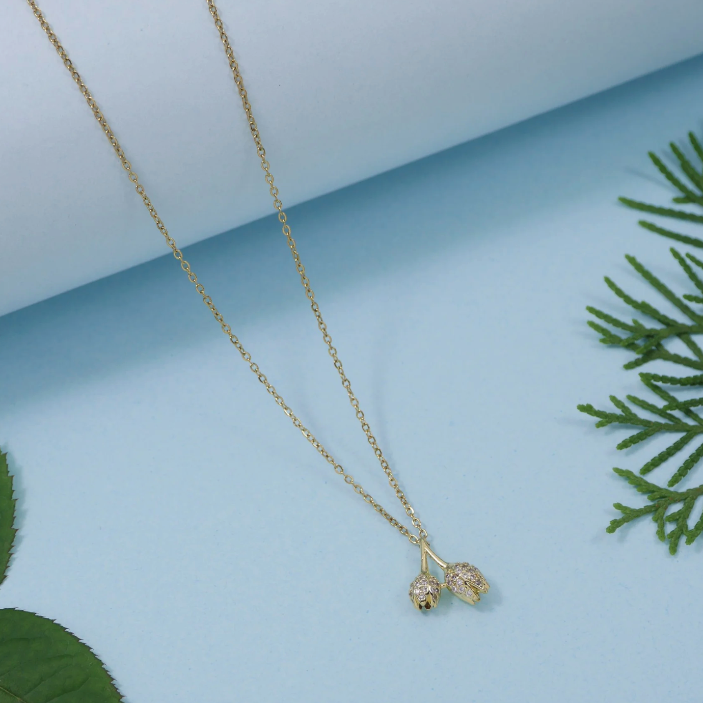 Sparkling Tulip Bud Necklace